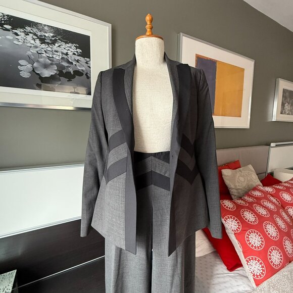 BCBG MaxAzria Gray Black Wool Blend Wide Leg Dress Pants Office US 4     - S2490 - Picture 7 of 10